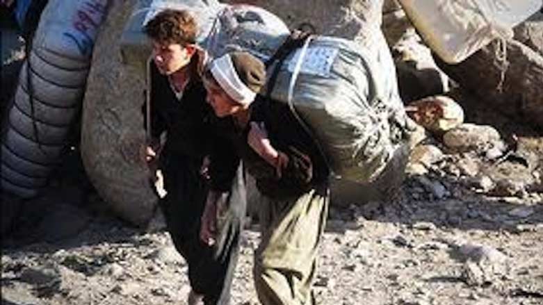 "پاسدار وه‌ك داعش سه‌يرى كۆڵبه‌ران ده‌كات"